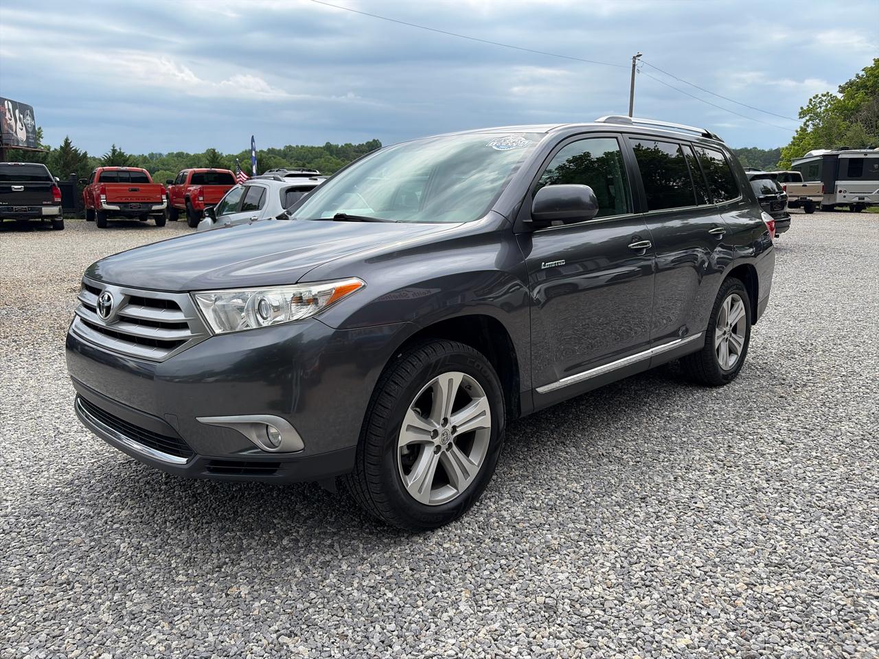 Toyota Highlander FWD 4dr V6 Limited (Natl) 2013