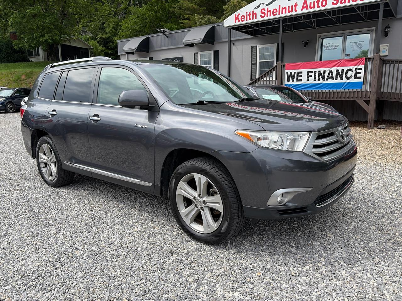 Toyota Highlander FWD 4dr V6 Limited (Natl) 2013