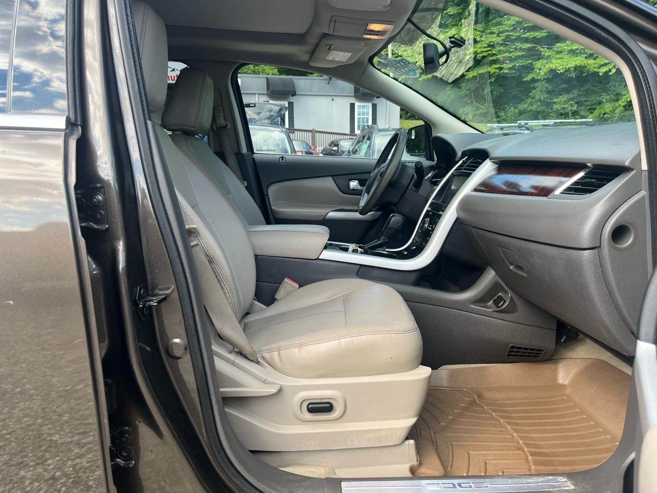 Ford Edge 4dr Limited FWD 2011
