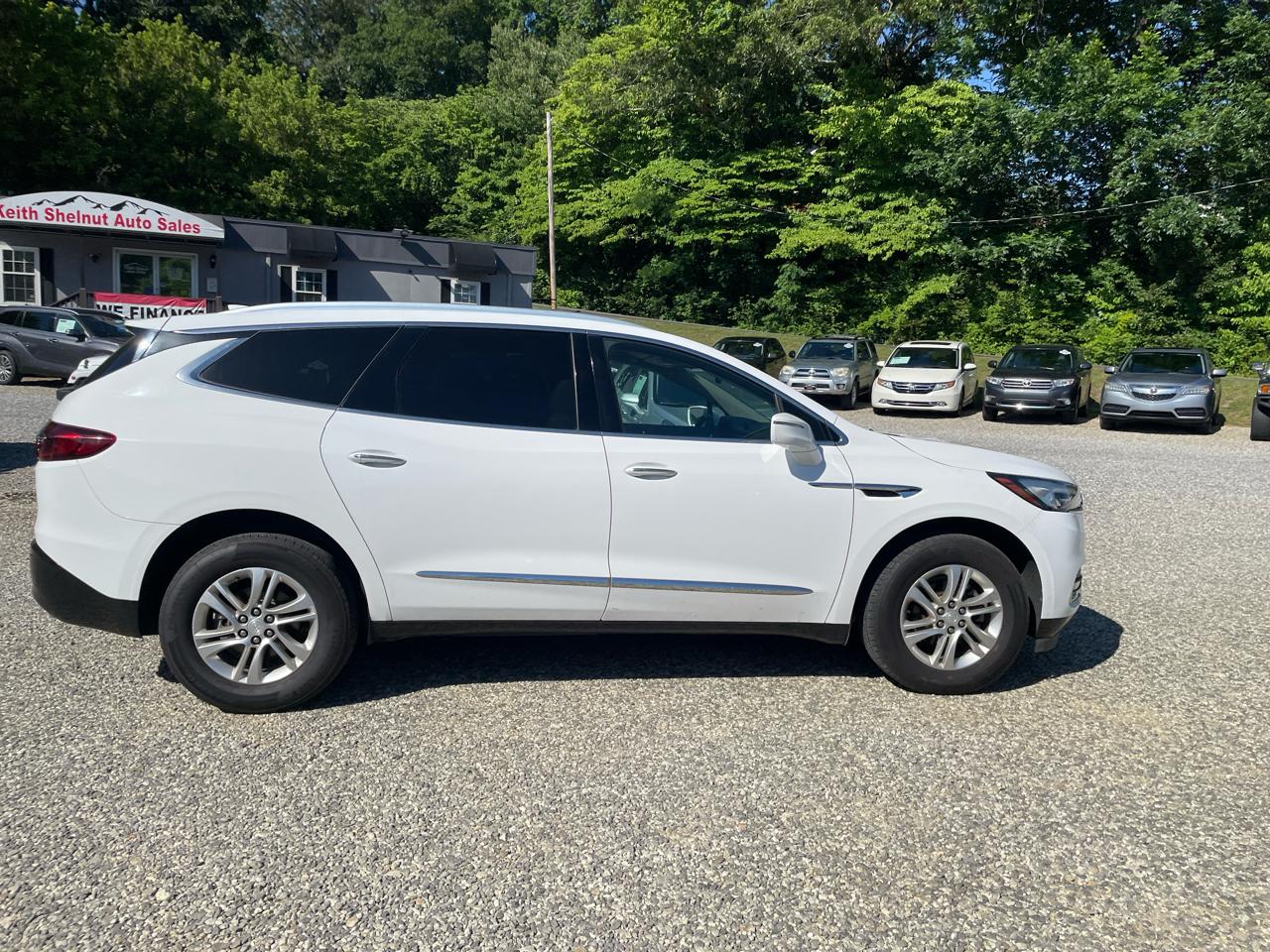 Buick Enclave FWD 4dr Essence 2019