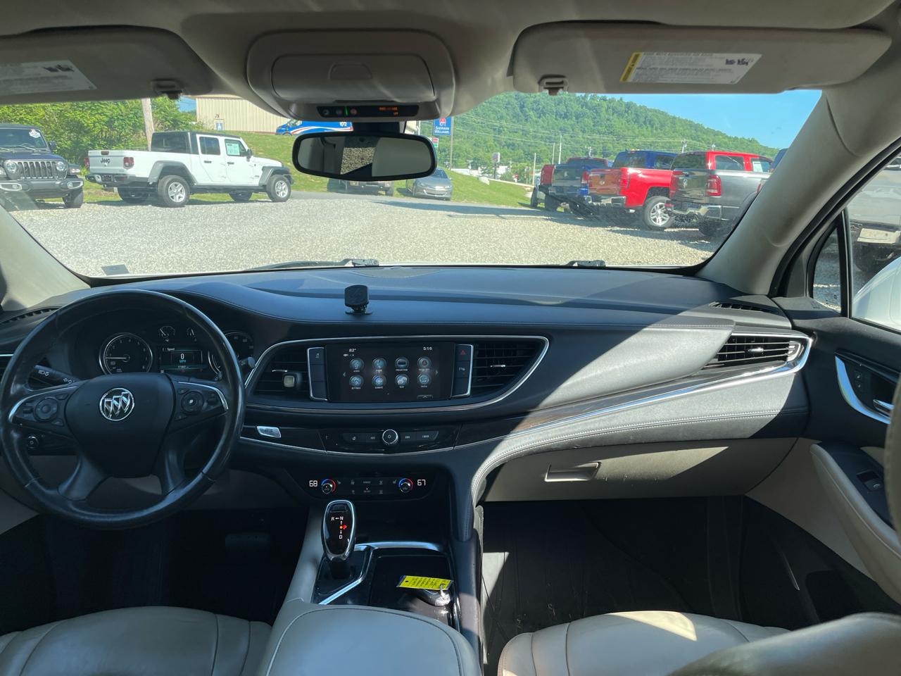 Buick Enclave FWD 4dr Essence 2019
