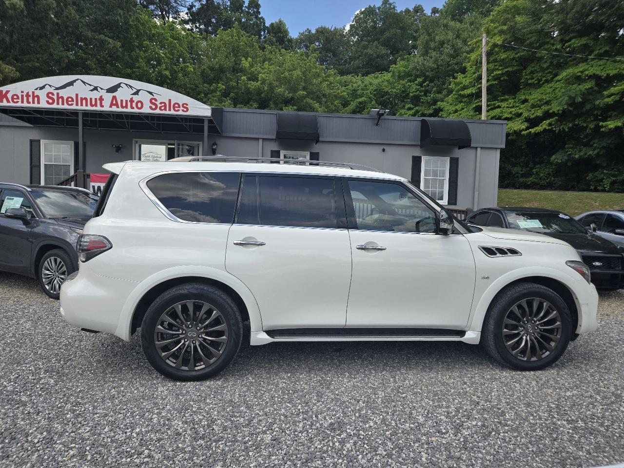Infiniti QX80 4WD 4dr Limited 2016