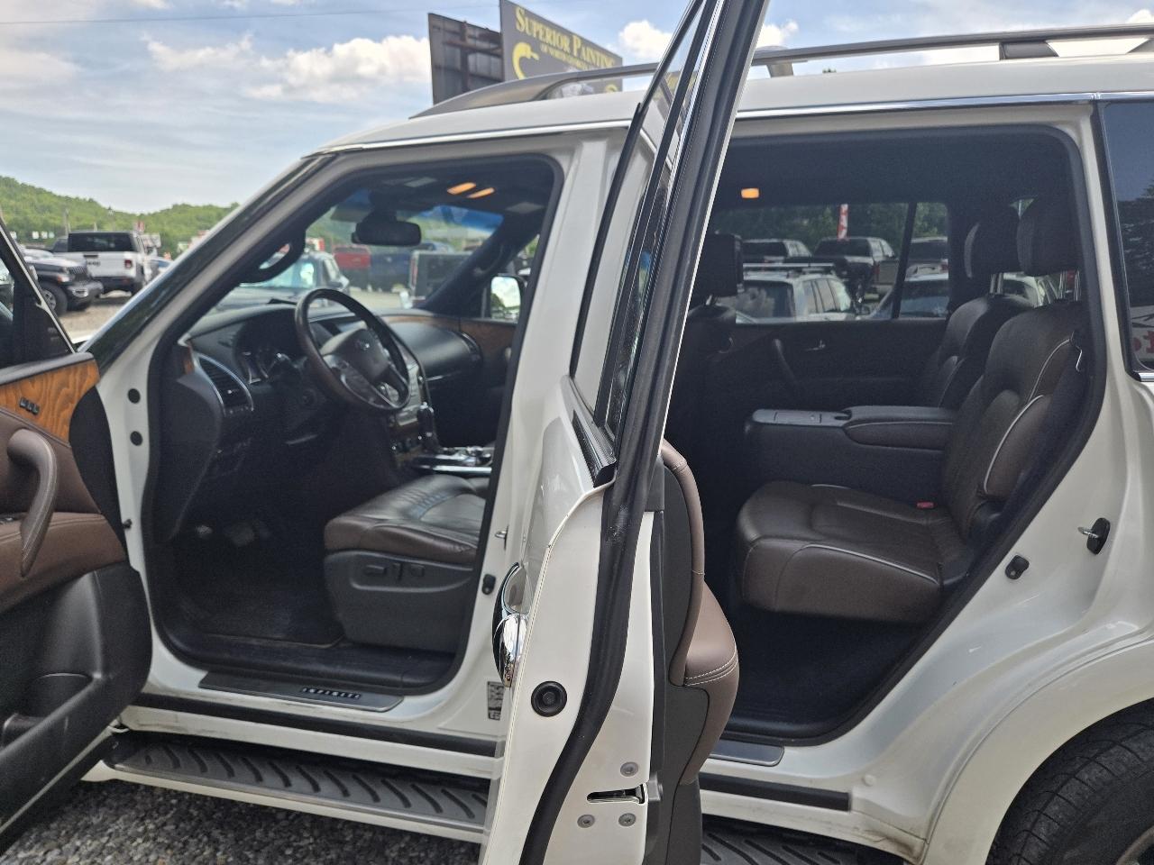Infiniti QX80 4WD 4dr Limited 2016