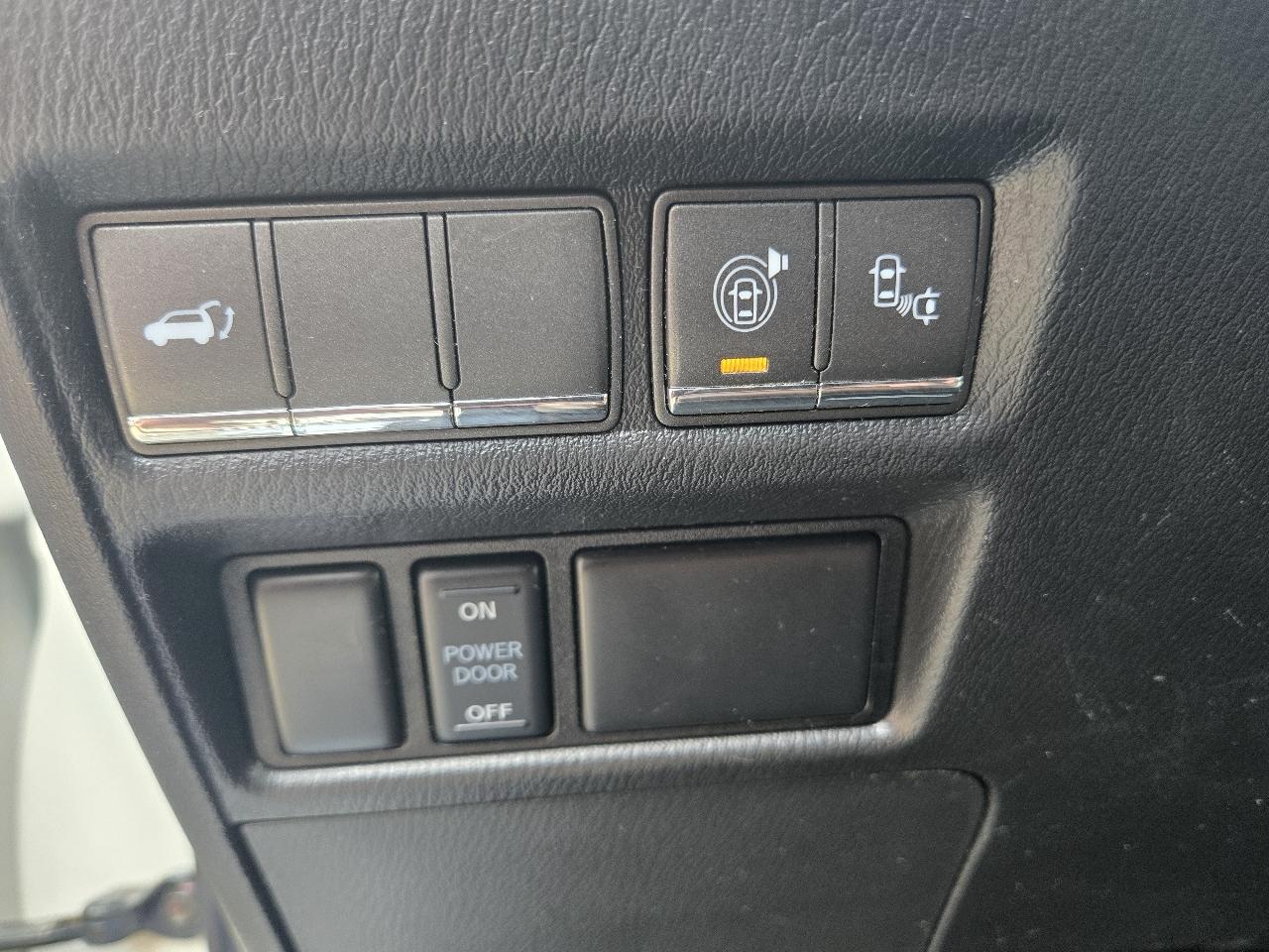 Infiniti QX80 4WD 4dr Limited 2016