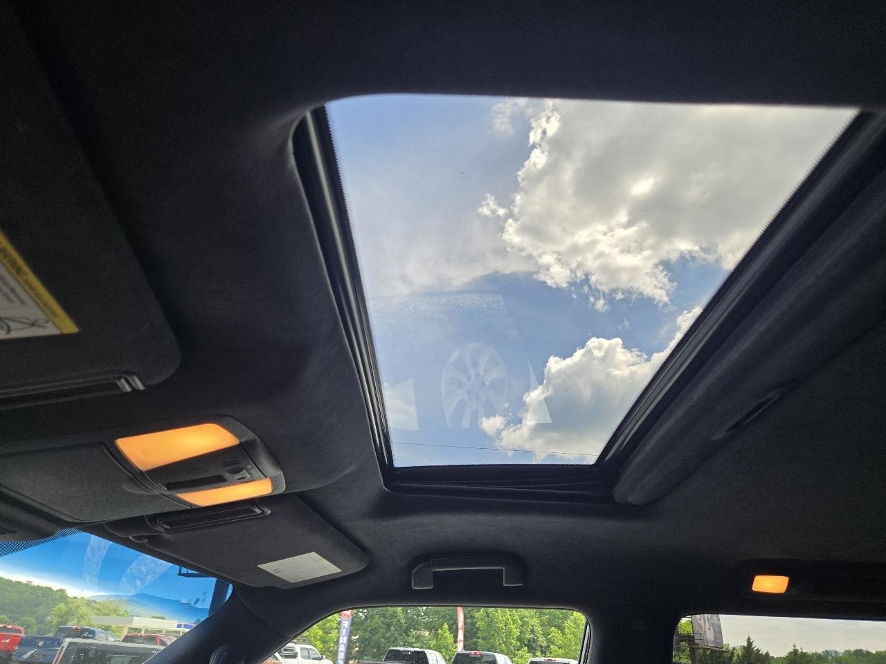 Infiniti QX80 4WD 4dr Limited 2016
