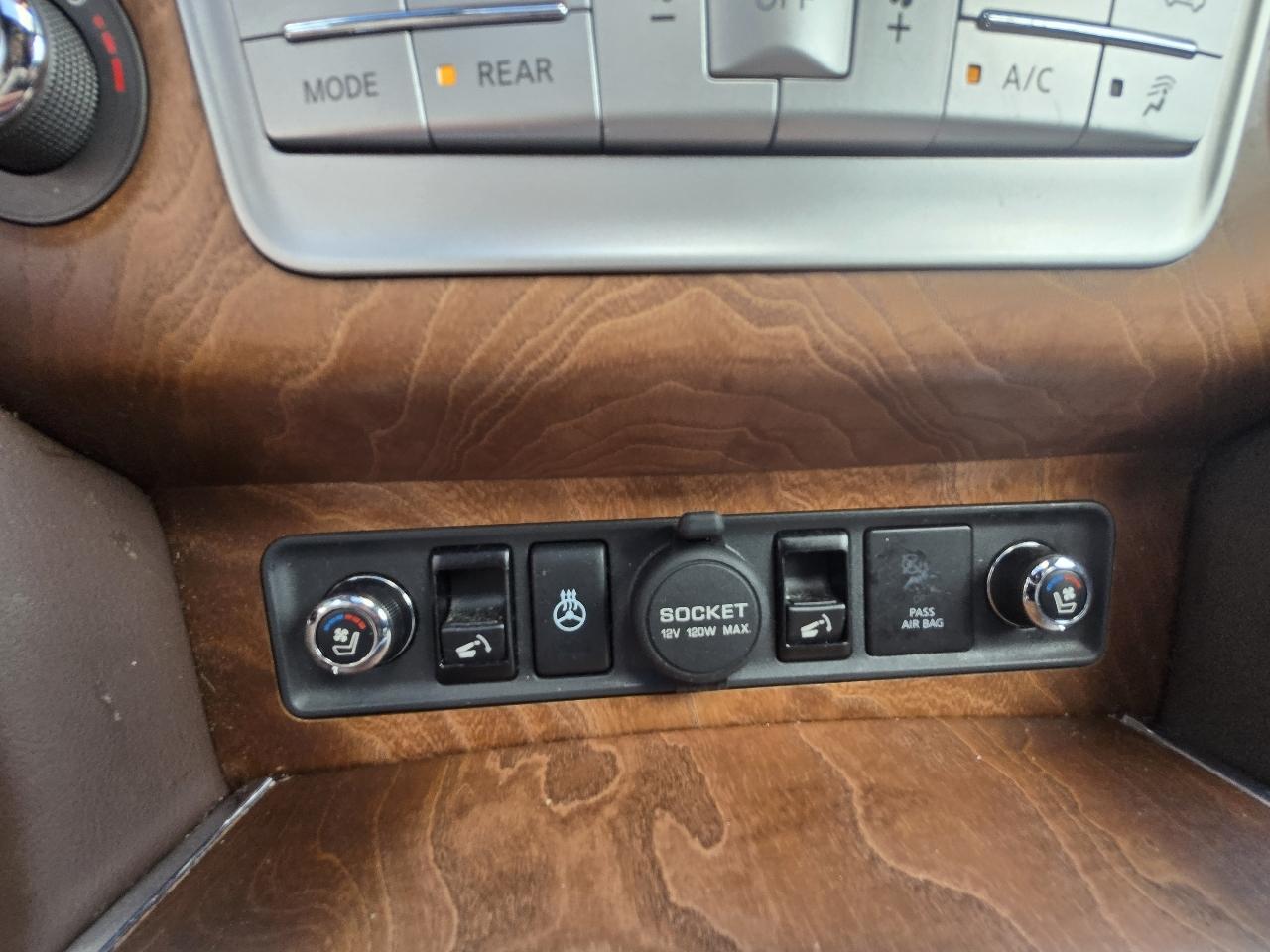 Infiniti QX80 4WD 4dr Limited 2016