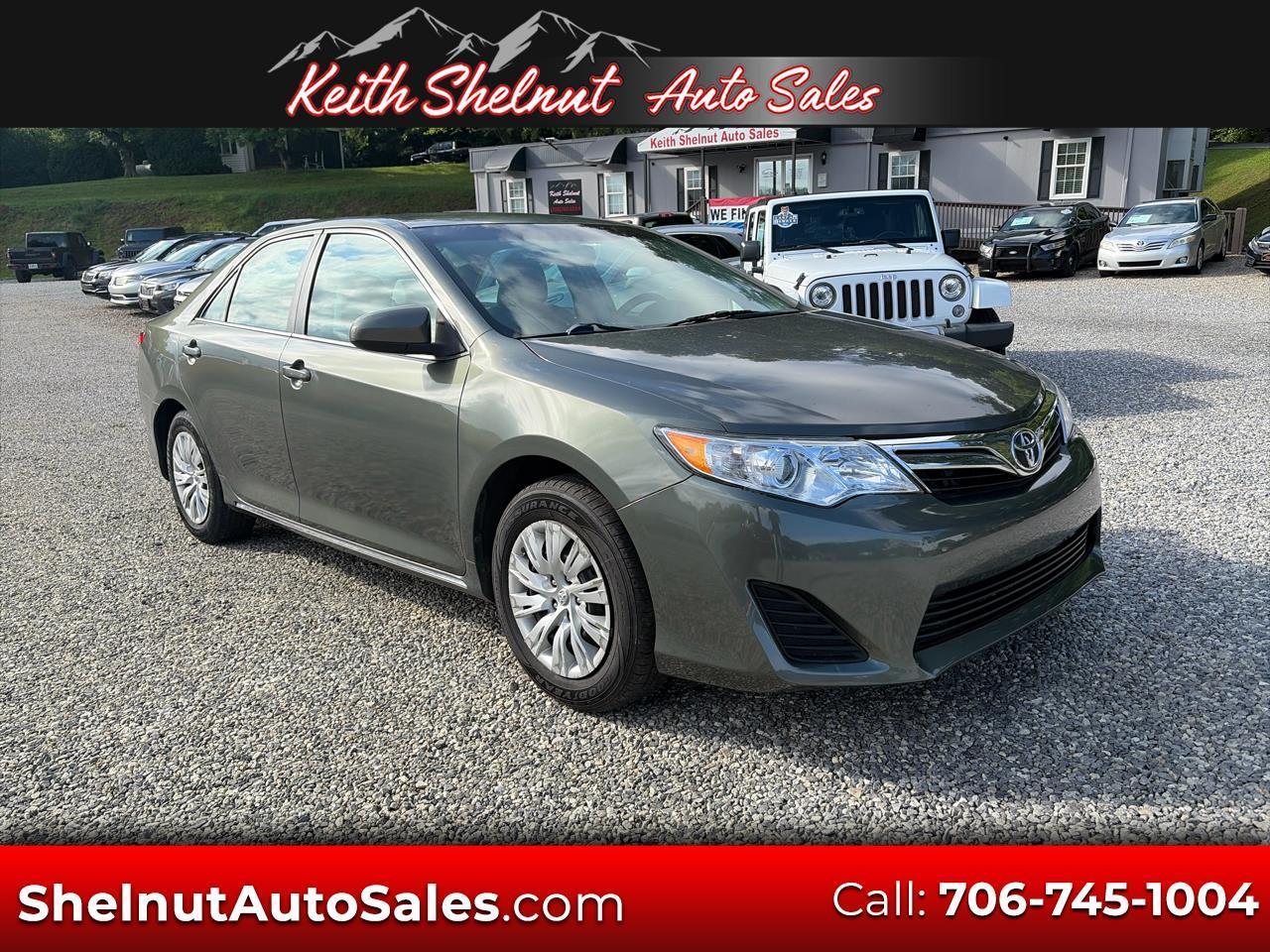 2013 Toyota Camry 4dr Sdn LE Auto (Natl)