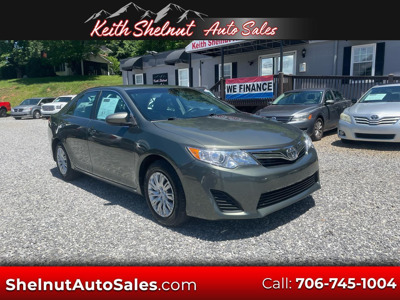 2013 Toyota Camry 4dr Sdn LE Auto (Natl)