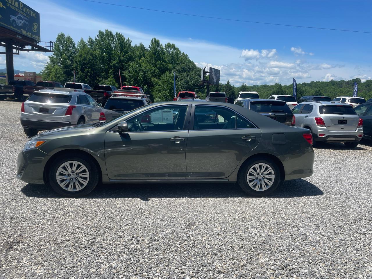 Toyota Camry 4dr Sdn LE Auto (Natl) 2013