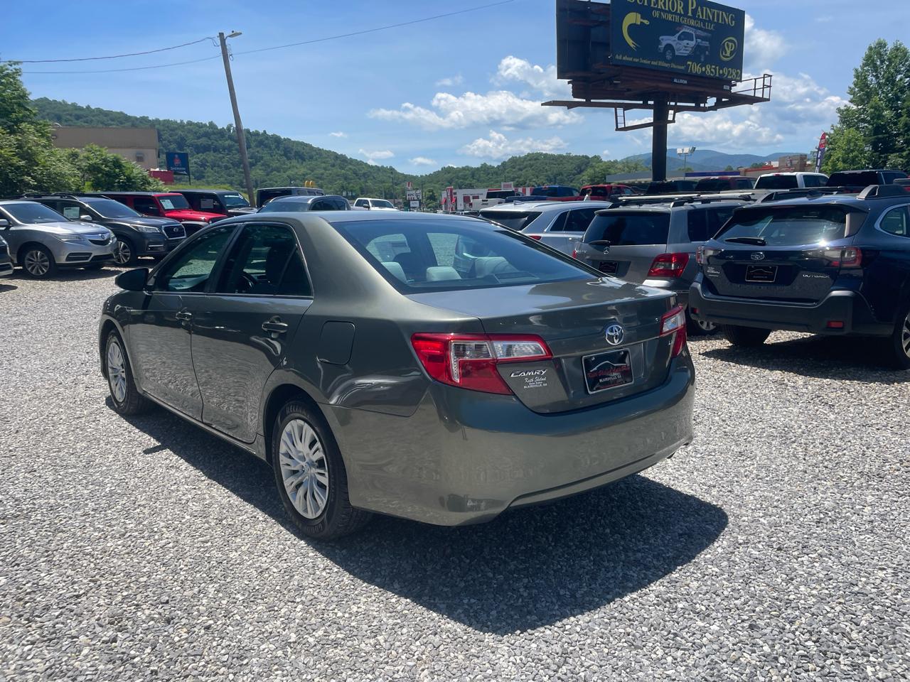 Toyota Camry 4dr Sdn LE Auto (Natl) 2013