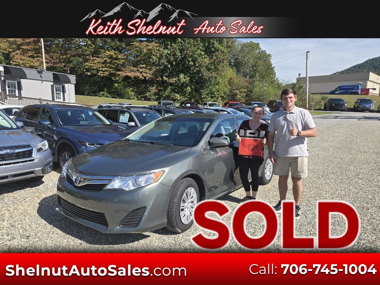 2013 Toyota Camry 4dr Sdn LE Auto (Natl)