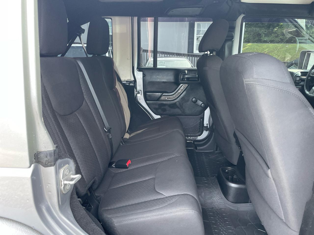 Jeep Wrangler Unlimited 4WD 4dr Sport 2016
