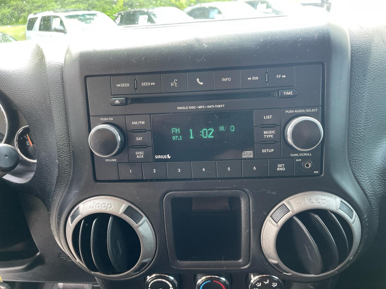 Jeep Wrangler Unlimited 4WD 4dr Sport 2016