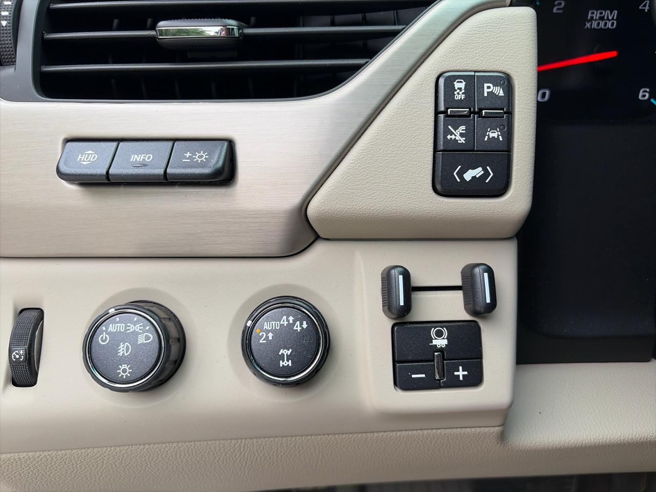 GMC Yukon XL 4WD 4dr Denali 2019