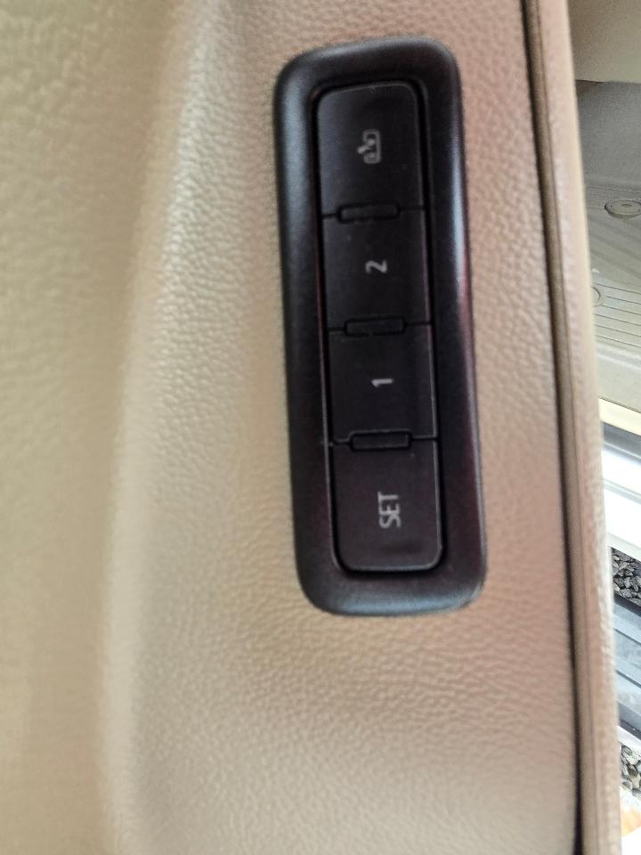GMC Yukon XL 4WD 4dr Denali 2019