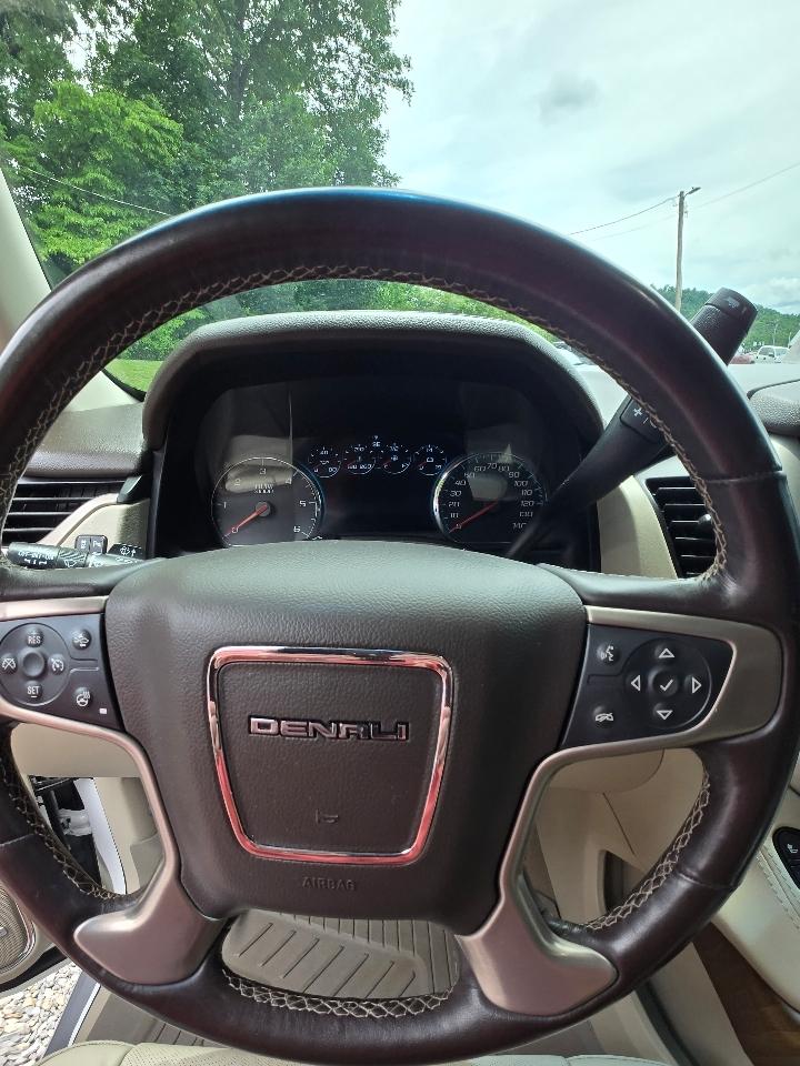 GMC Yukon XL 4WD 4dr Denali 2019