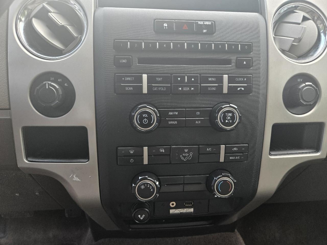 Ford F-150 4WD SuperCrew 145" XLT 2010