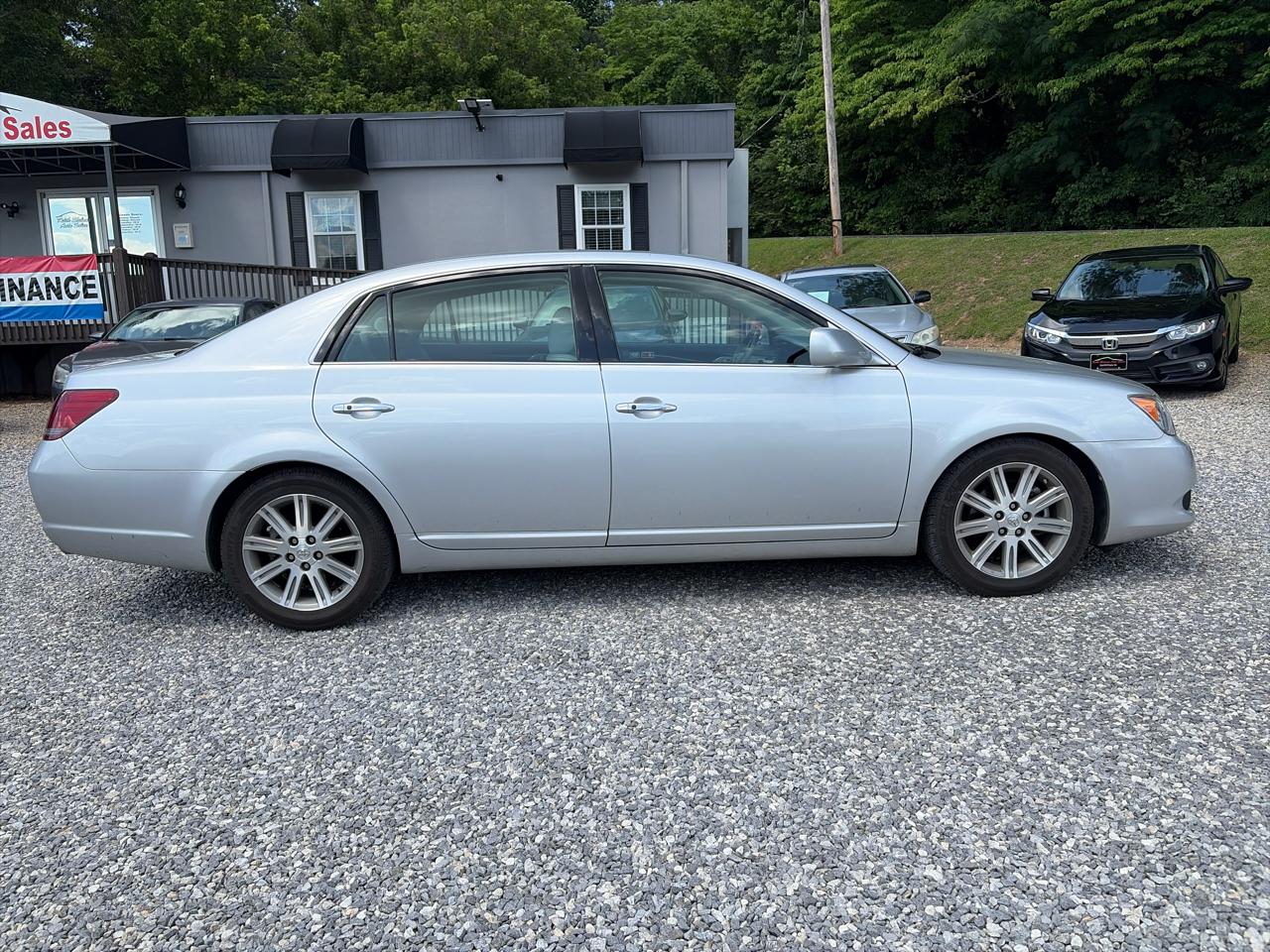 Toyota Avalon 4dr Sdn Touring (Natl) 2008