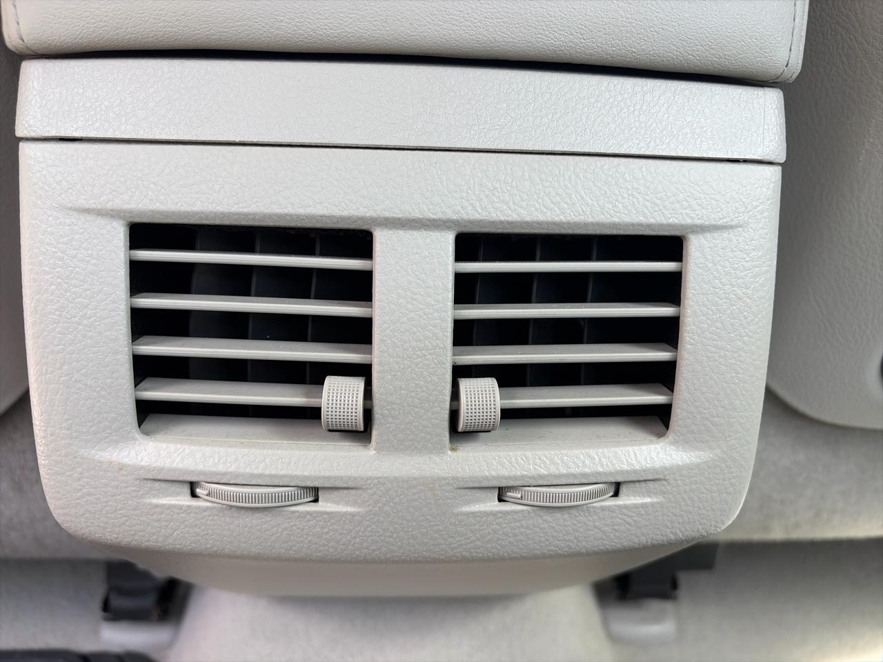 Toyota Avalon 4dr Sdn Touring (Natl) 2008