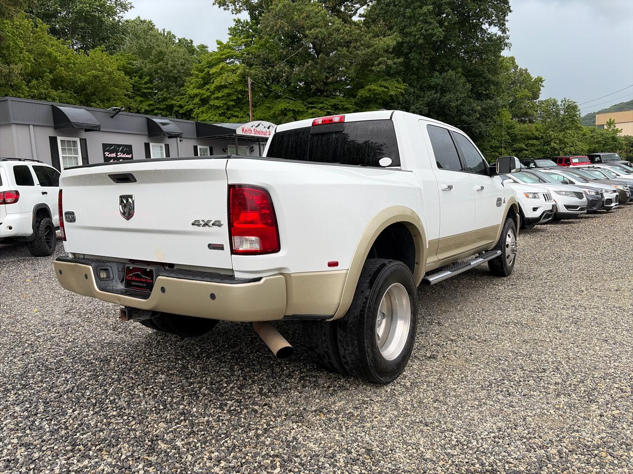 RAM 3500 4WD Mega Cab 160.5" Laramie Longhorn 2012