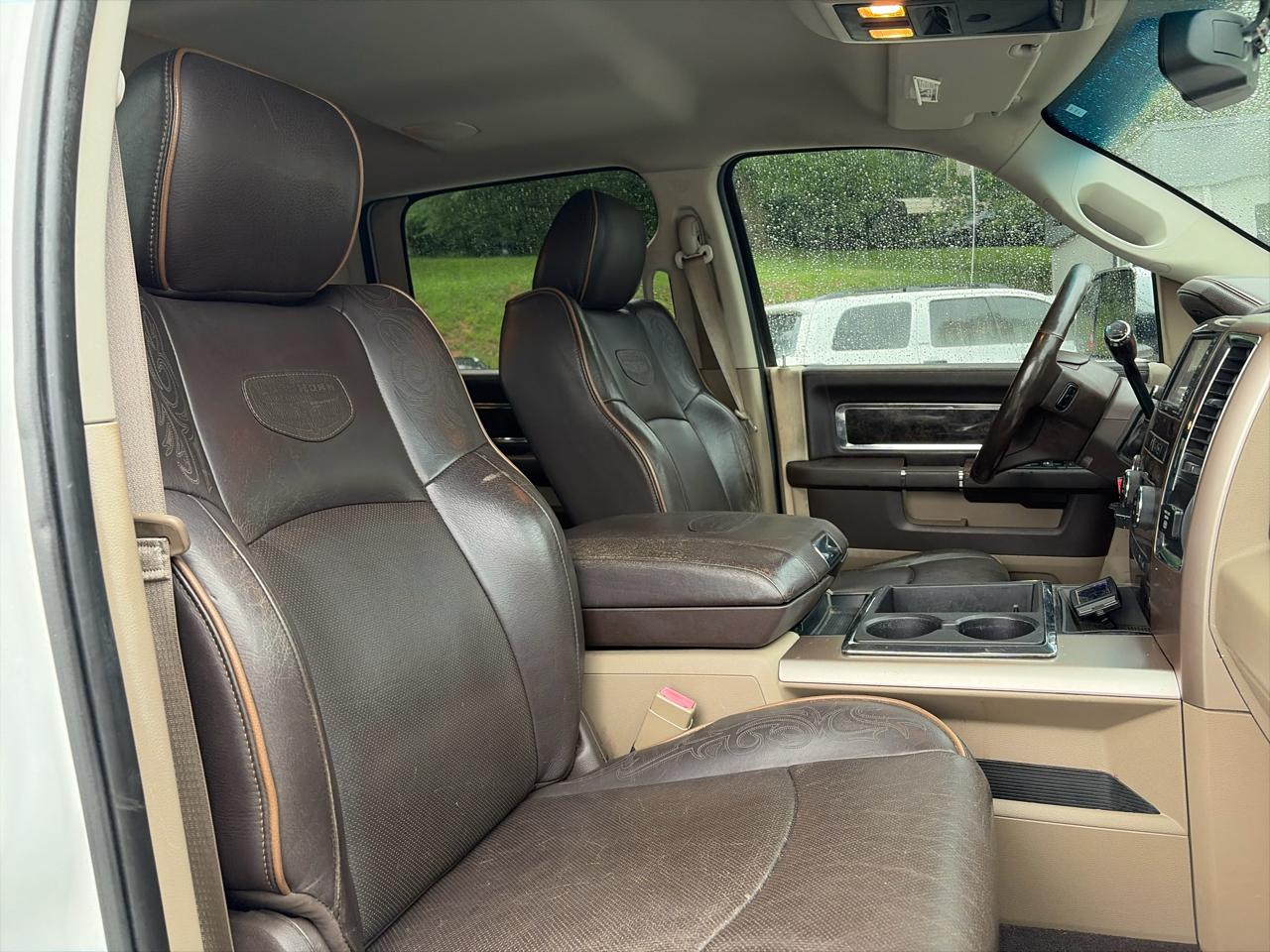RAM 3500 4WD Mega Cab 160.5" Laramie Longhorn 2012