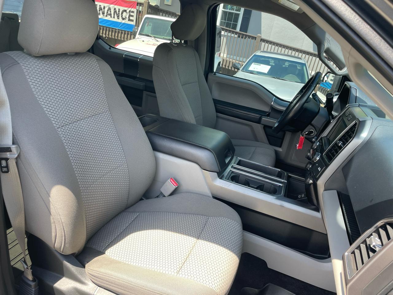 Ford F-150 FX4 SuperCrew 5.5-ft. Bed 4WD 2017