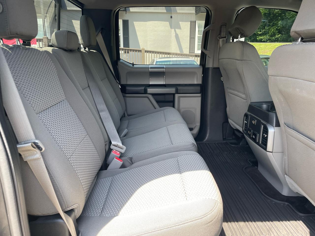Ford F-150 FX4 SuperCrew 5.5-ft. Bed 4WD 2017