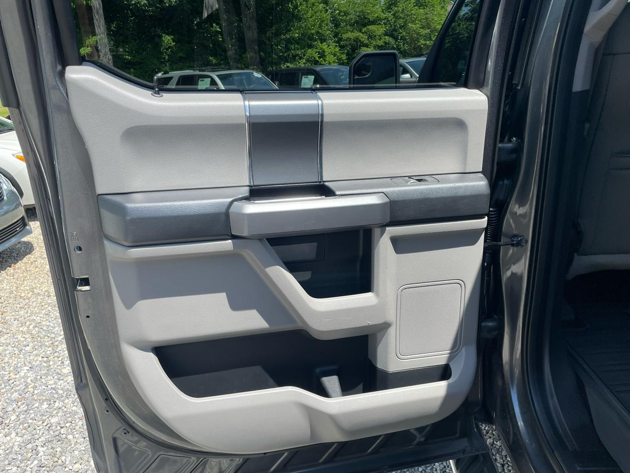 Ford F-150 FX4 SuperCrew 5.5-ft. Bed 4WD 2017