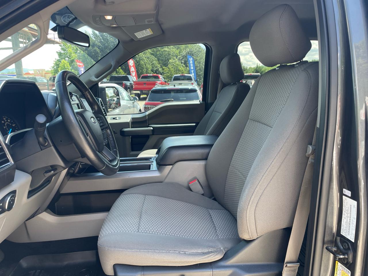 Ford F-150 FX4 SuperCrew 5.5-ft. Bed 4WD 2017