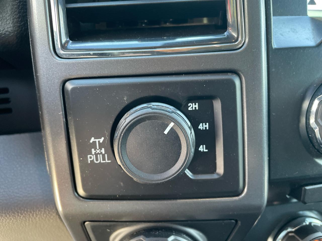 Ford F-150 FX4 SuperCrew 5.5-ft. Bed 4WD 2017
