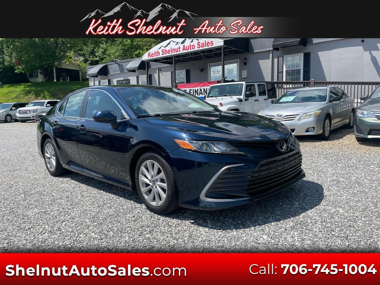 Toyota Camry LE Auto (Natl) 2021