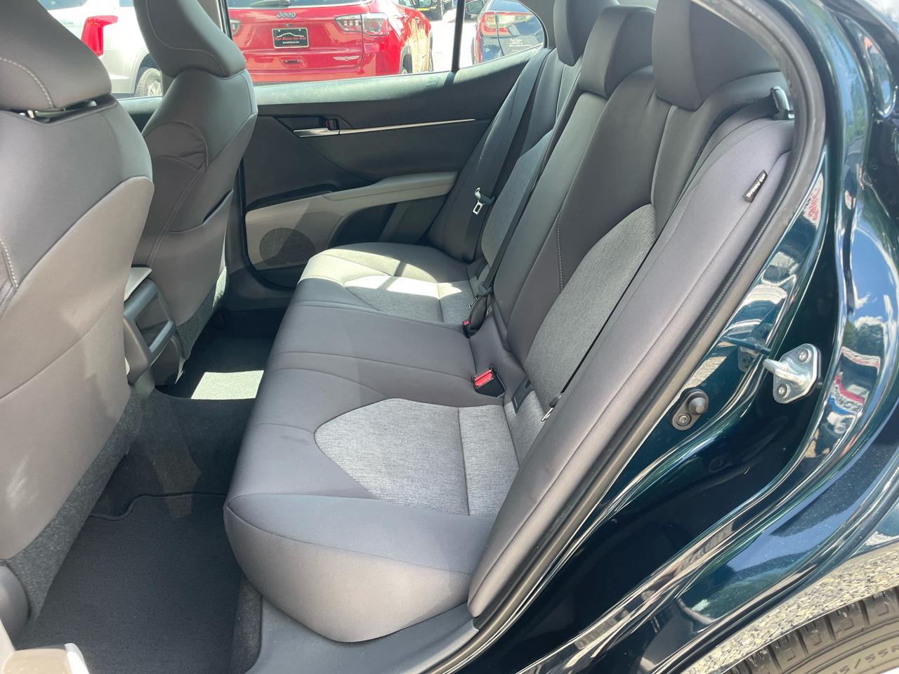Toyota Camry LE Auto (Natl) 2021