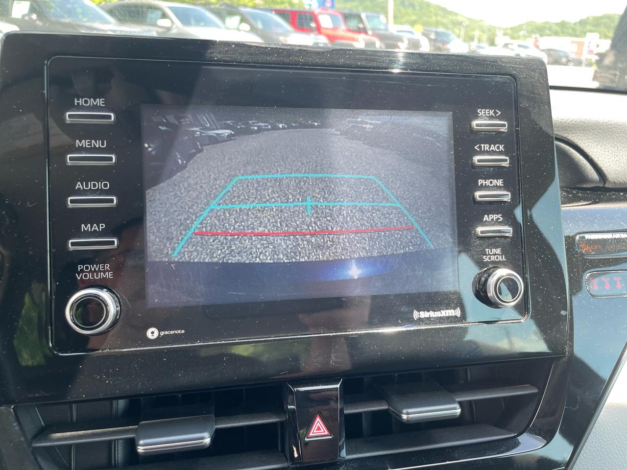 Toyota Camry LE Auto (Natl) 2021