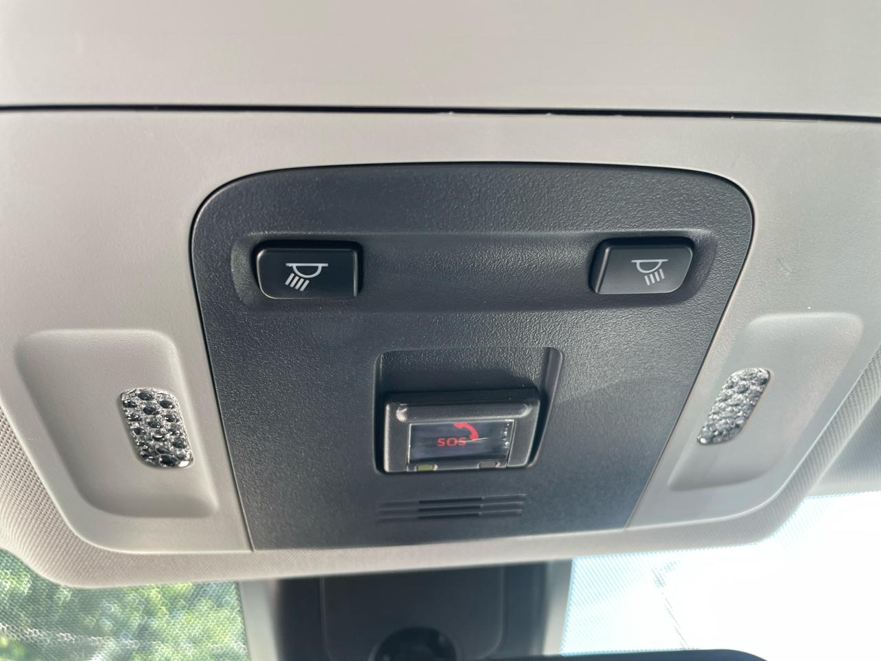 Toyota Camry LE Auto (Natl) 2021