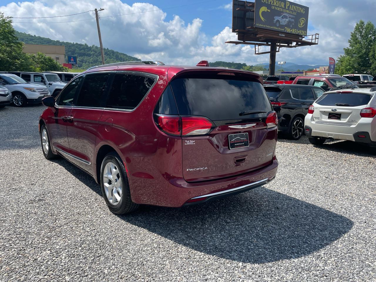 Chrysler Pacifica Limited FWD 2020
