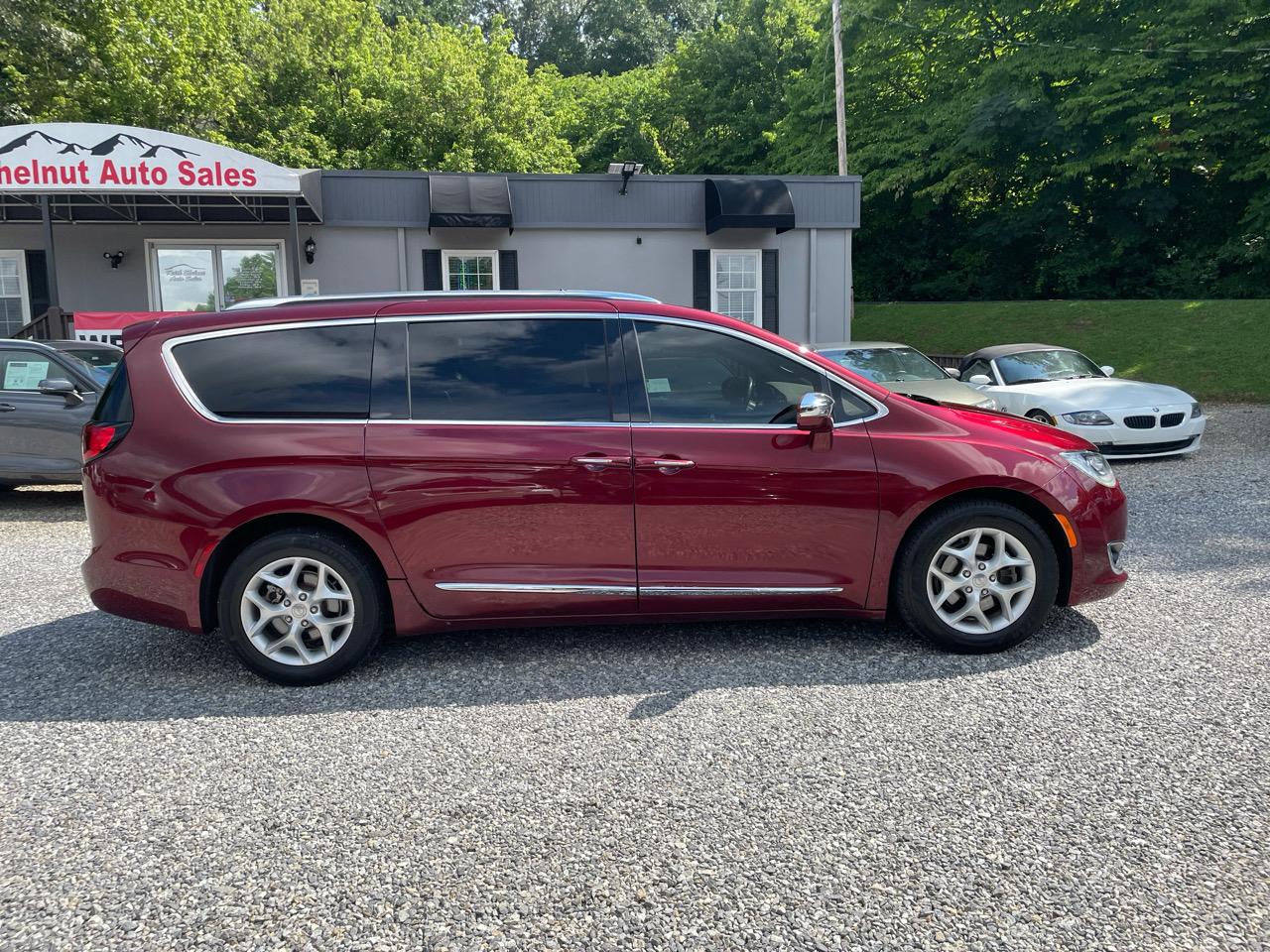 Chrysler Pacifica Limited FWD 2020