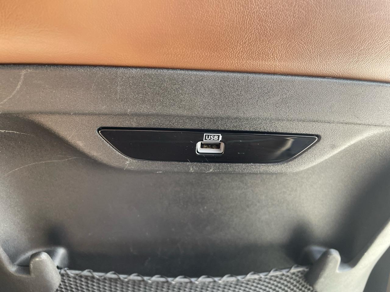 Chrysler Pacifica Limited FWD 2020