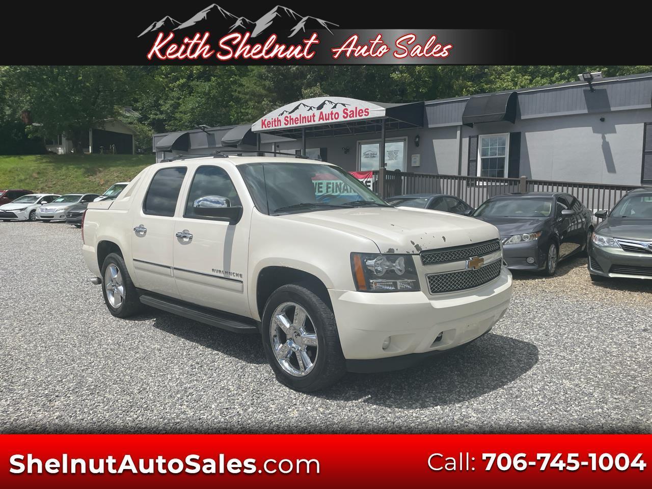 2012 Chevrolet Avalanche 4WD Crew Cab LTZ