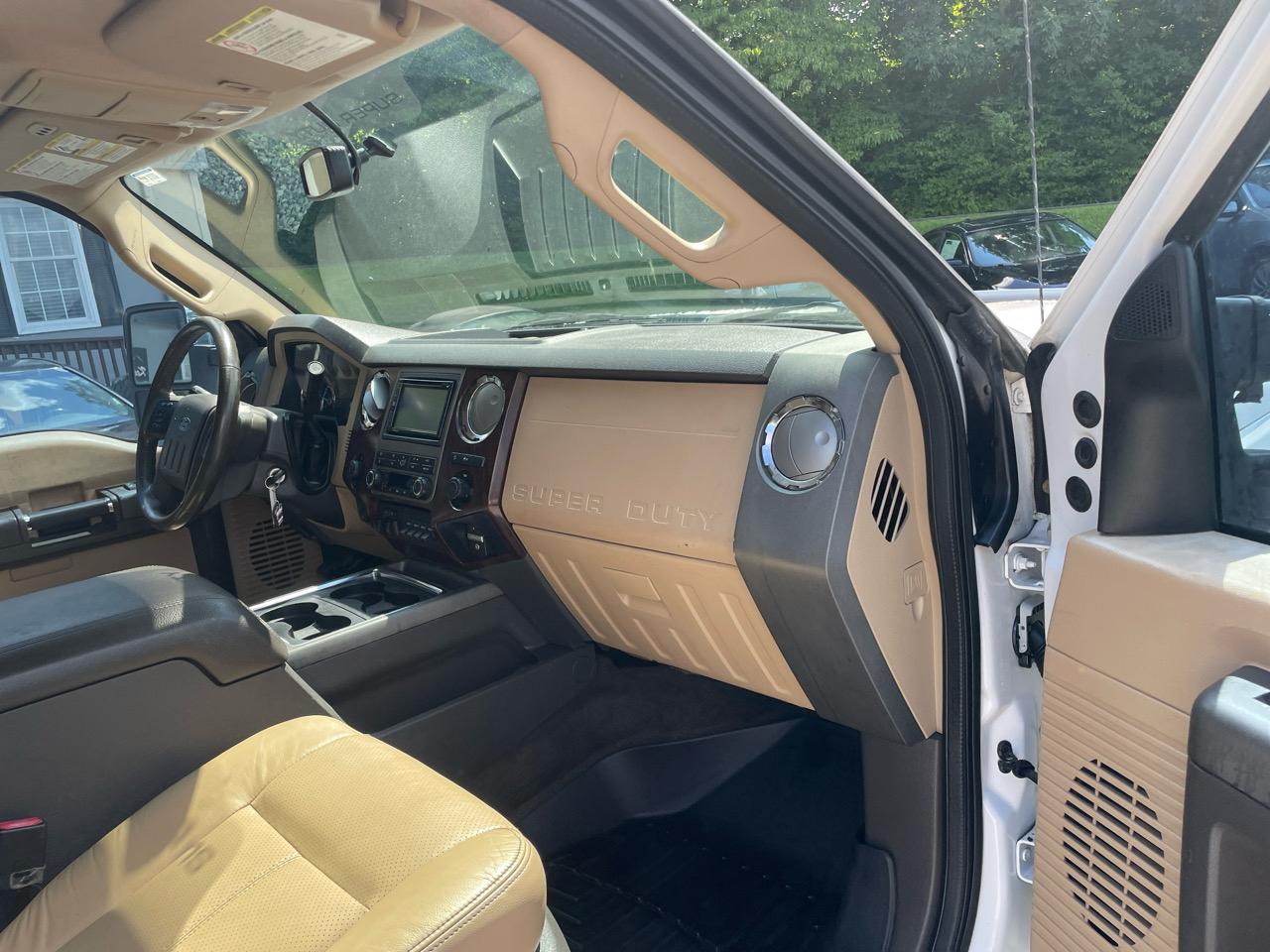 Ford Super Duty F-250 SRW 4WD Crew Cab 156" Lariat 2012