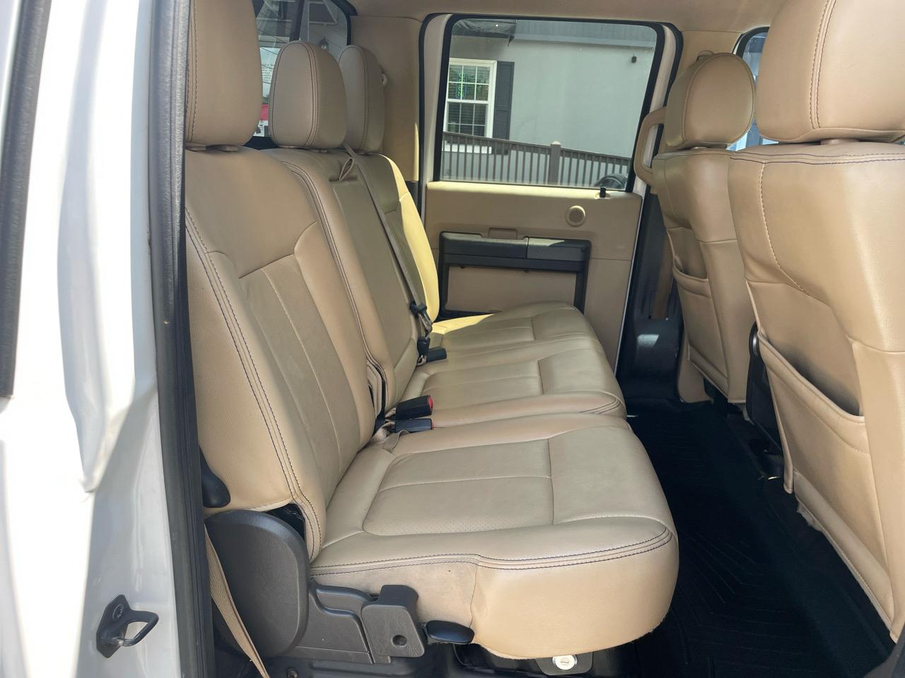 Ford Super Duty F-250 SRW 4WD Crew Cab 156" Lariat 2012