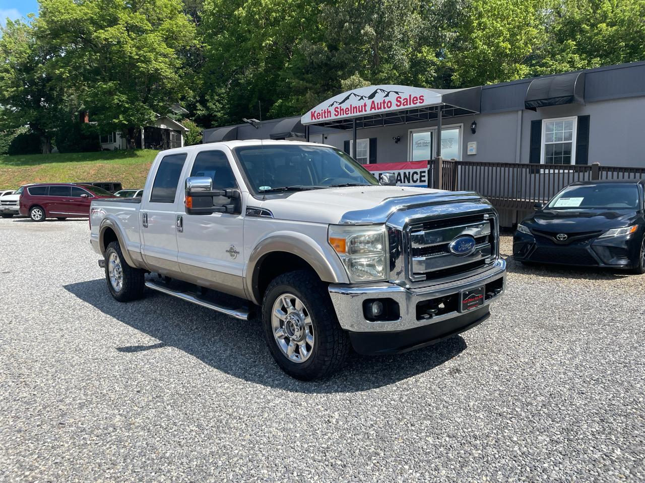Ford Super Duty F-250 SRW 4WD Crew Cab 156" Lariat 2012