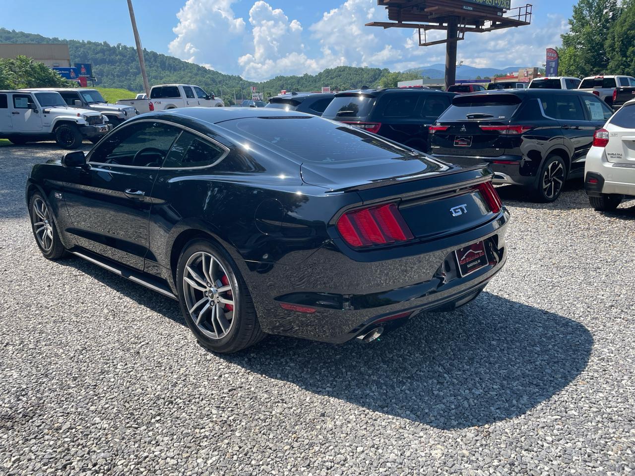 Ford Mustang 2dr Fastback GT 2016