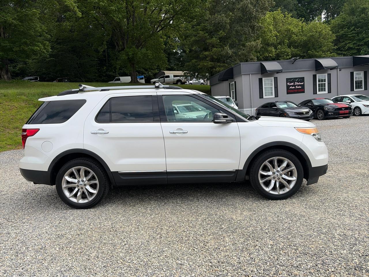Ford Explorer FWD 4dr XLT 2012