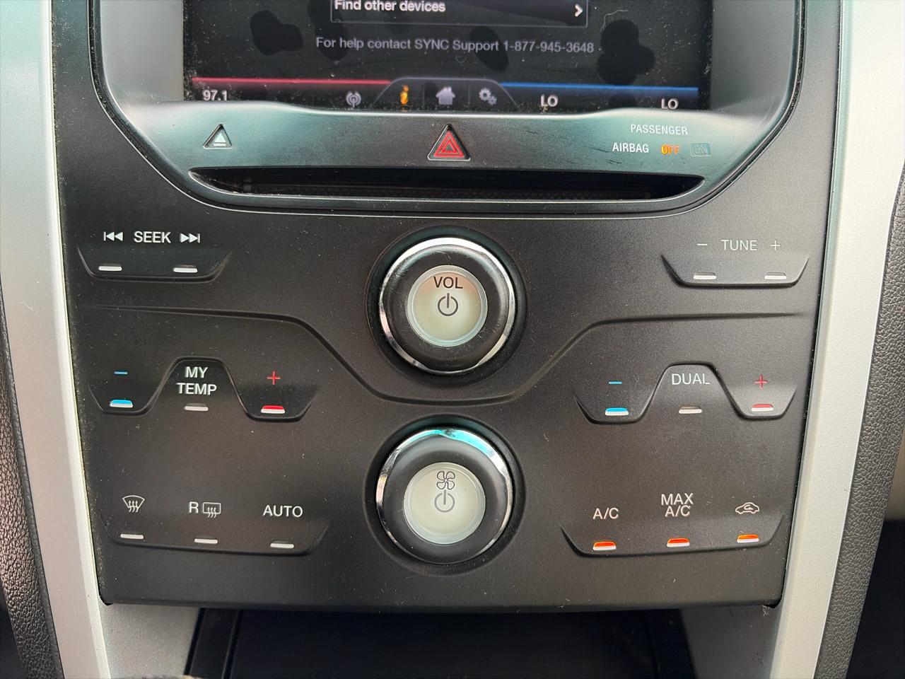Ford Explorer FWD 4dr XLT 2012