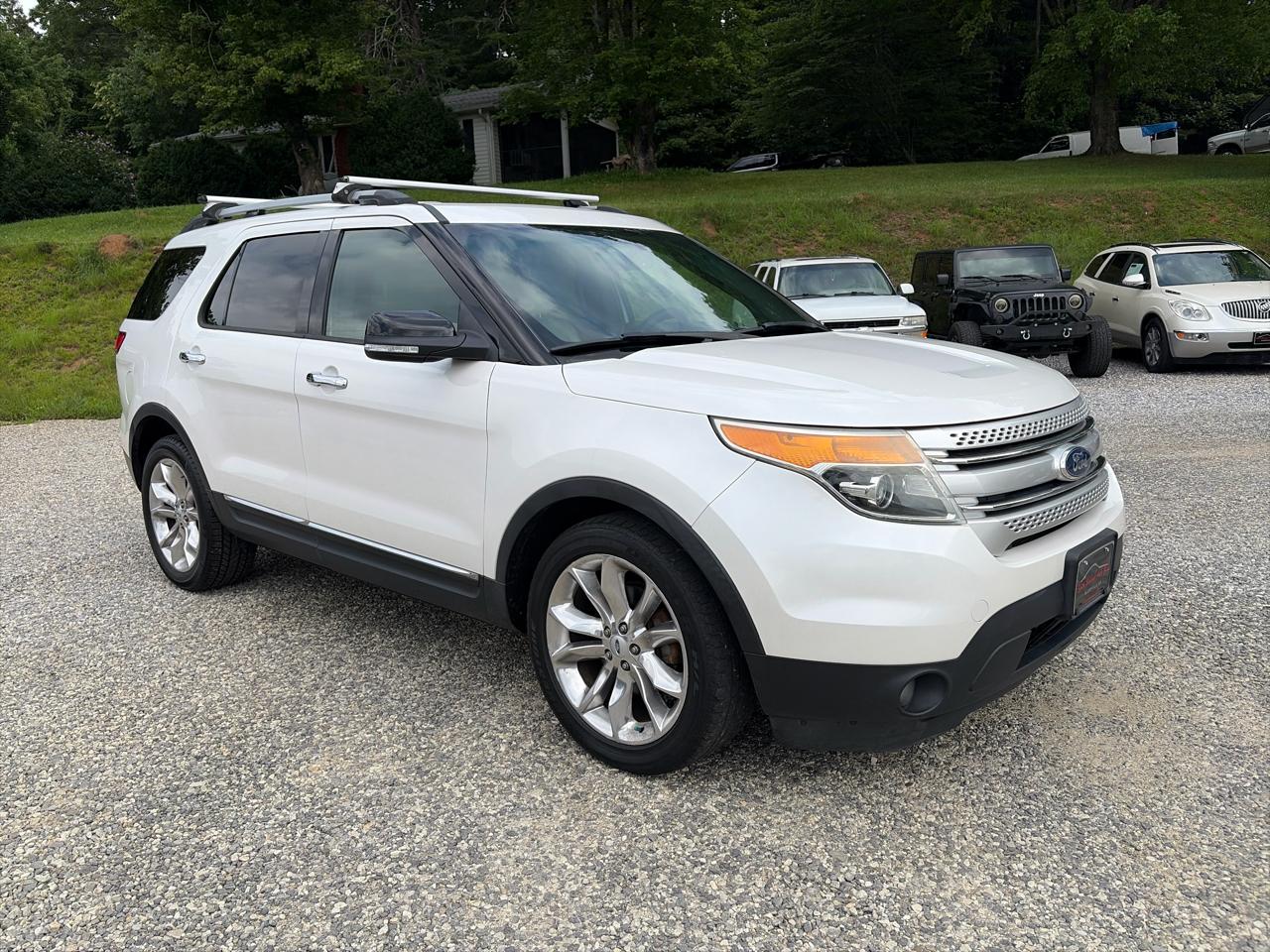Ford Explorer FWD 4dr XLT 2012