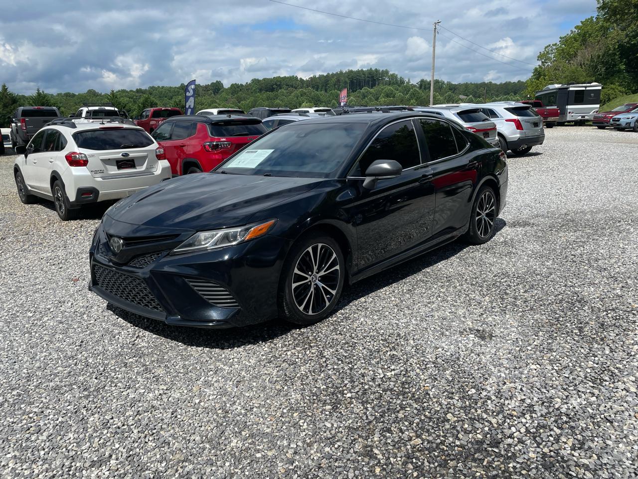 Toyota Camry SE Auto (Natl) 2019
