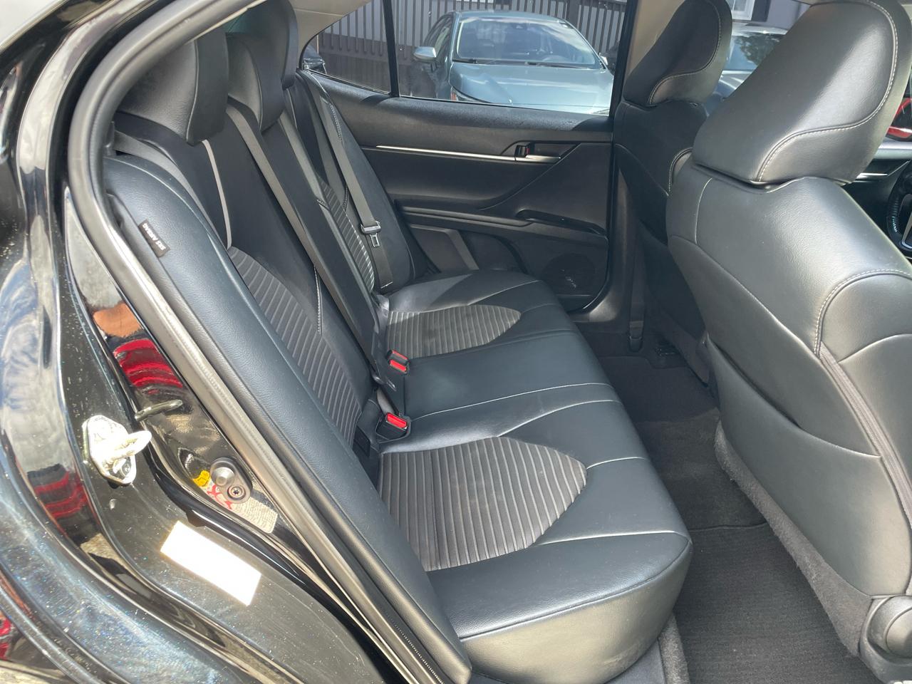Toyota Camry SE Auto (Natl) 2019