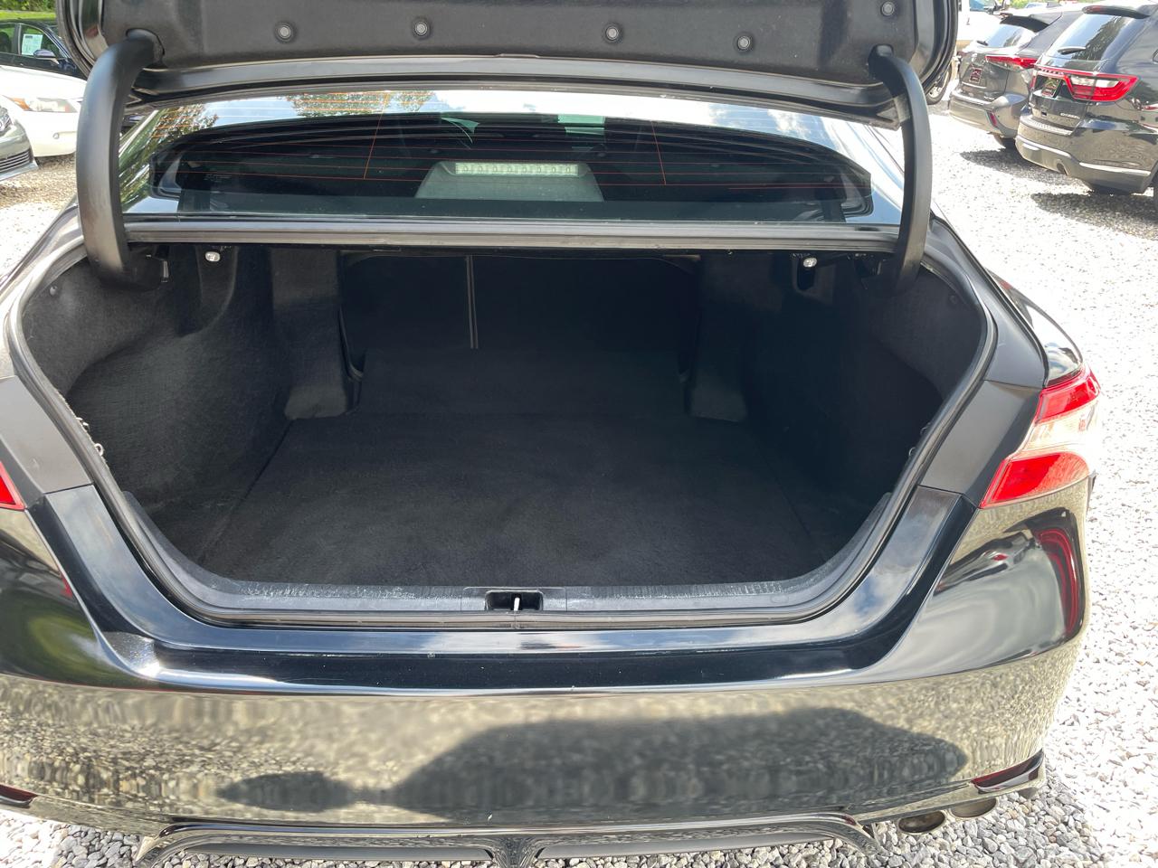 Toyota Camry SE Auto (Natl) 2019