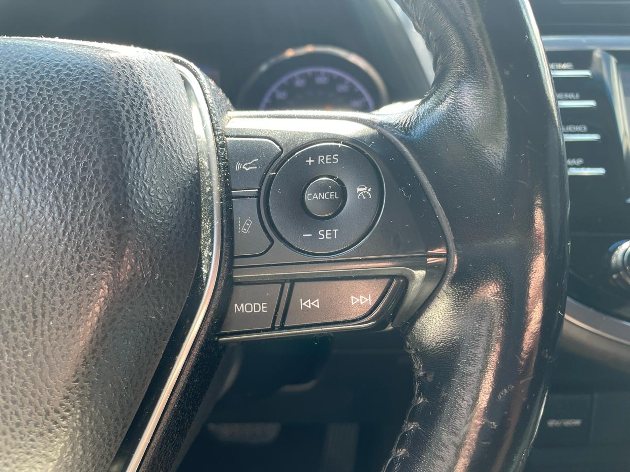 Toyota Camry SE Auto (Natl) 2019