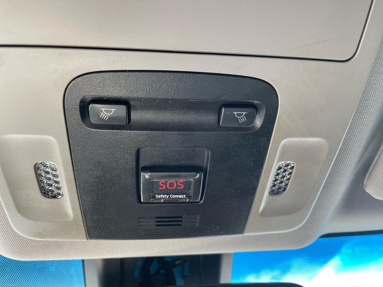 Toyota Camry SE Auto (Natl) 2019